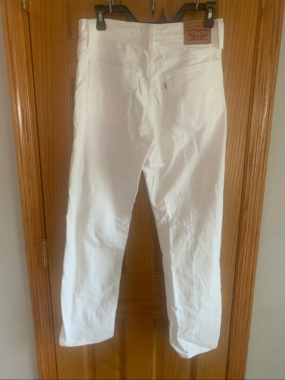 Levi's Women's White Straight-Leg Jeans